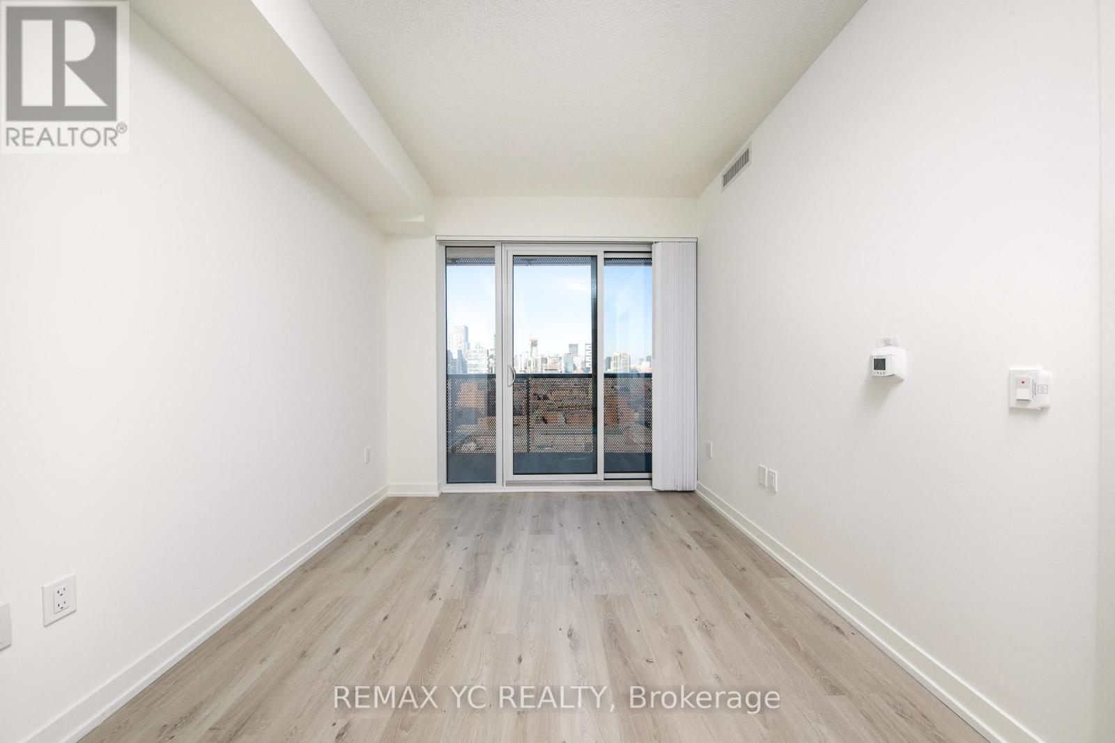 1801 - 138 Downes Street, Toronto, Ontario  M5E 0E4 - Photo 10 - C12703914