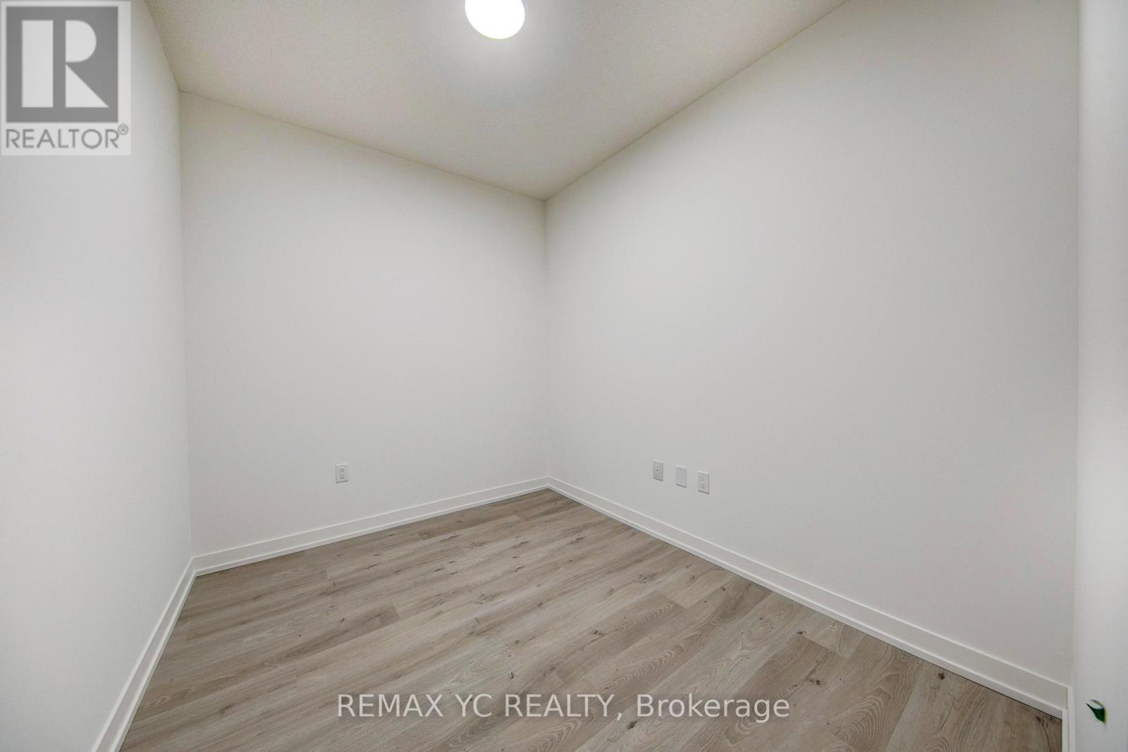 1801 - 138 Downes Street, Toronto, Ontario  M5E 0E4 - Photo 7 - C12703914