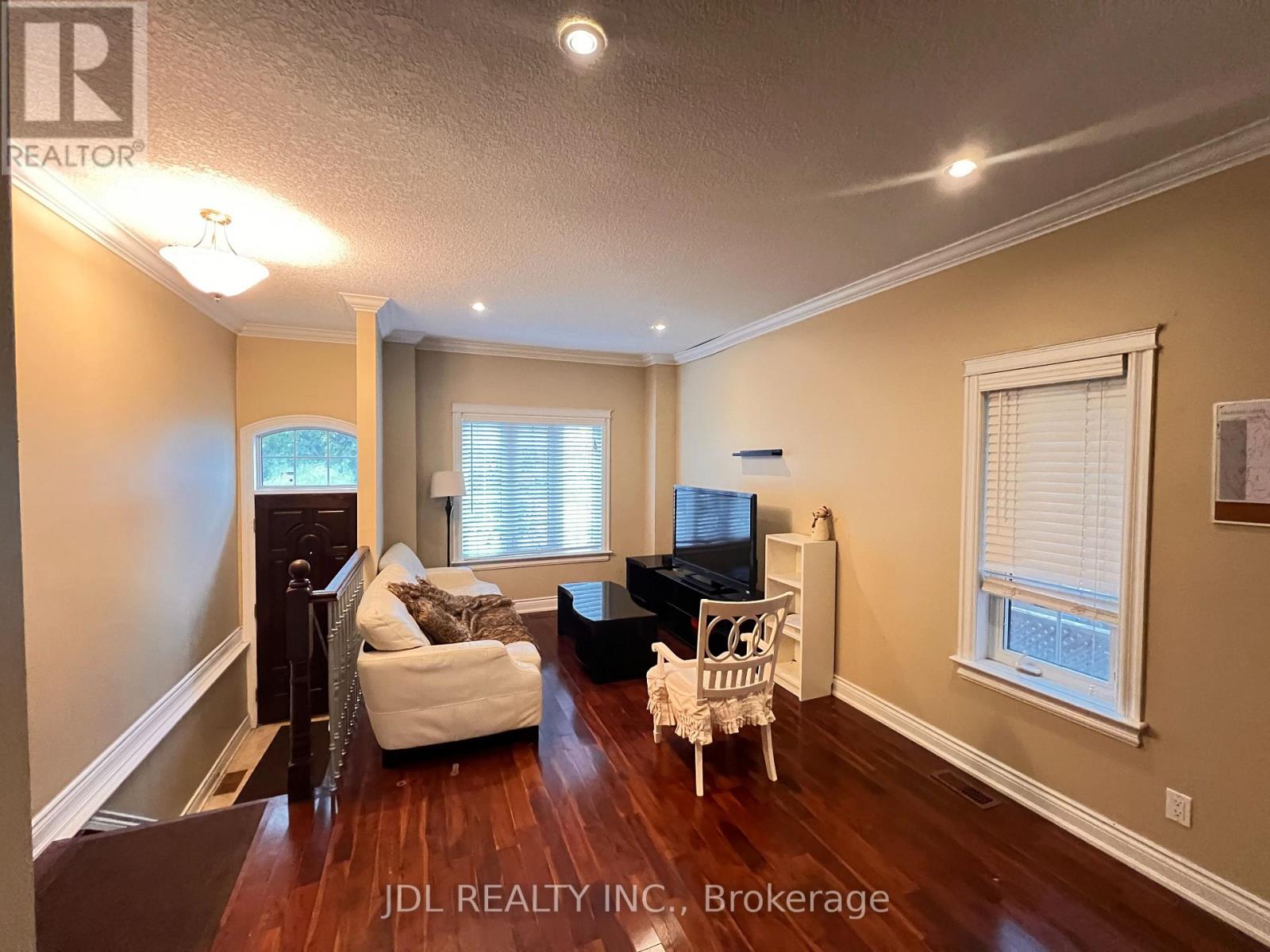 198a Finch Avenue E, Toronto, Ontario  M2N 4R9 - Photo 6 - C12703952