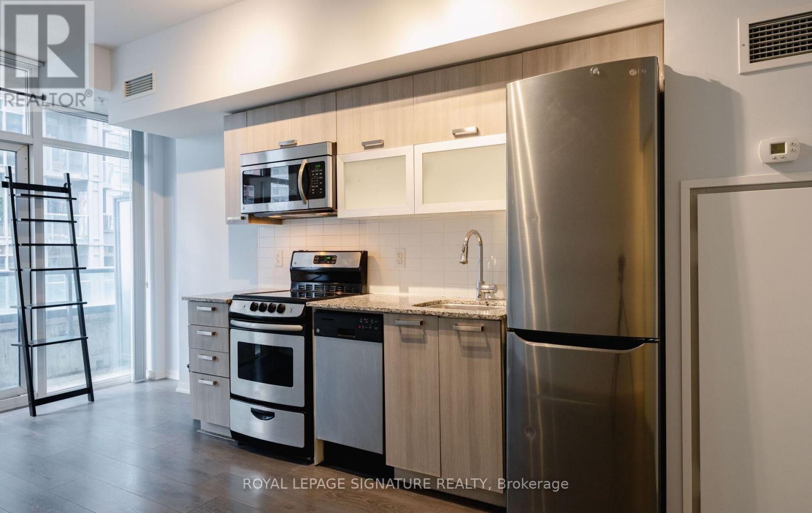 617w - 36 Lisgar Street, Toronto, Ontario  M6J 3G2 - Photo 22 - C12703972