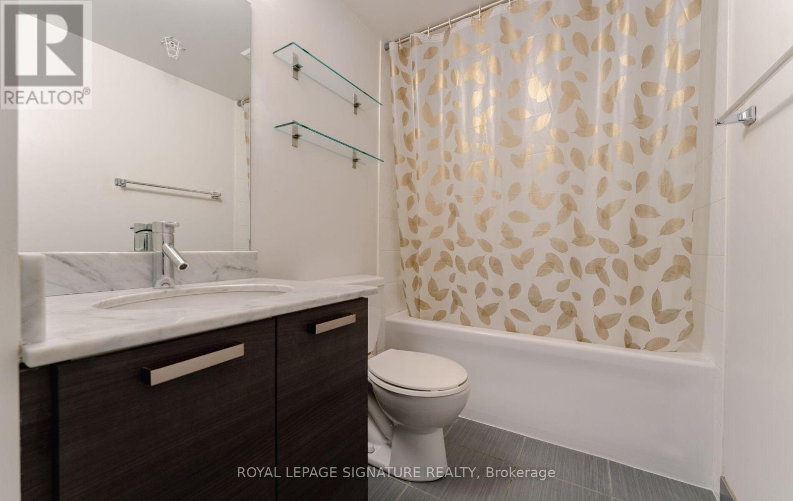 617w - 36 Lisgar Street, Toronto, Ontario  M6J 3G2 - Photo 30 - C12703972