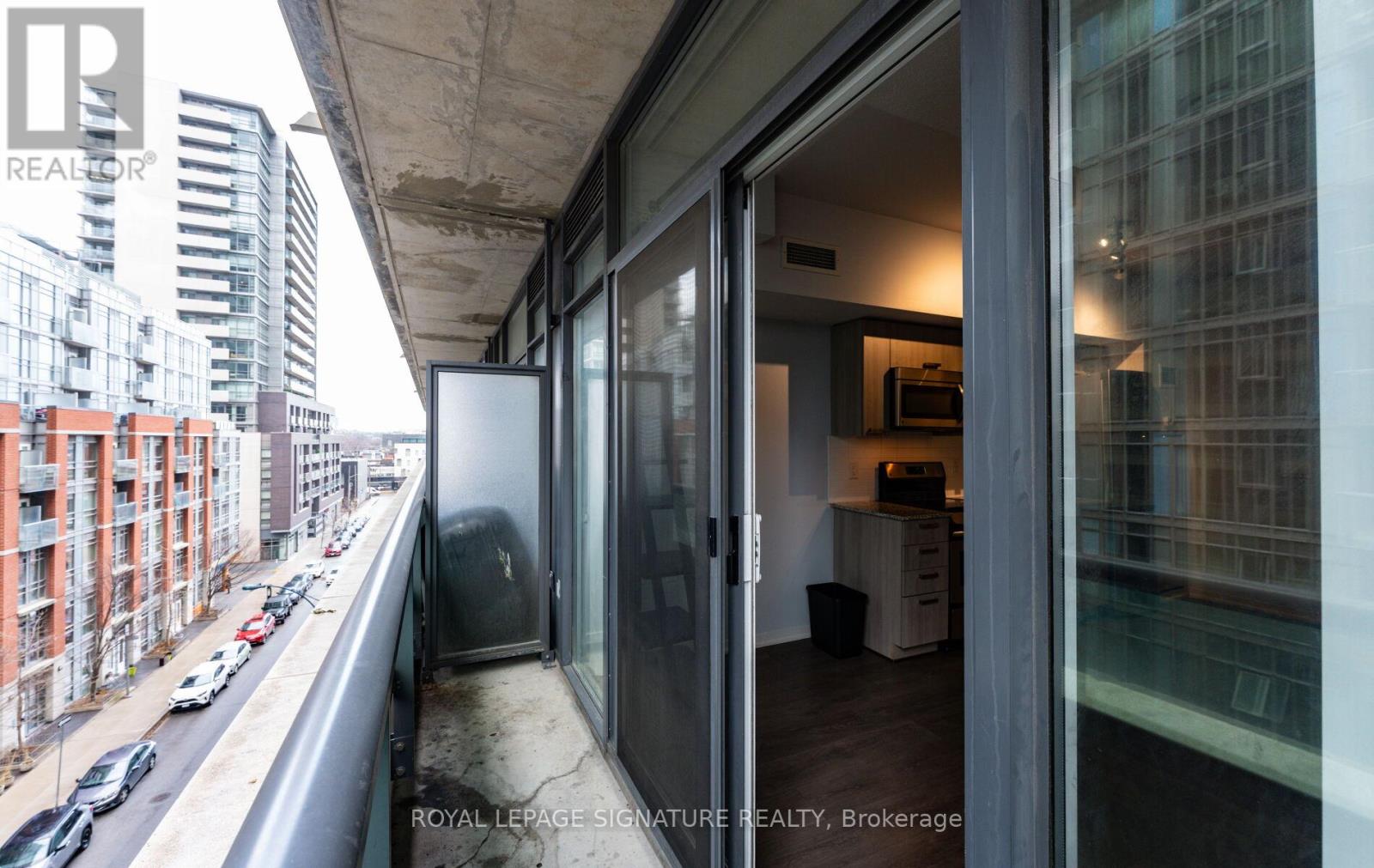 617w - 36 Lisgar Street, Toronto, Ontario  M6J 3G2 - Photo 33 - C12703972