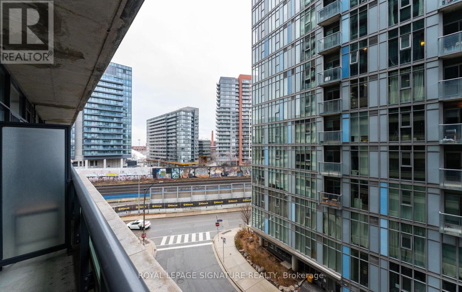 617w - 36 Lisgar Street, Toronto, Ontario  M6J 3G2 - Photo 35 - C12703972