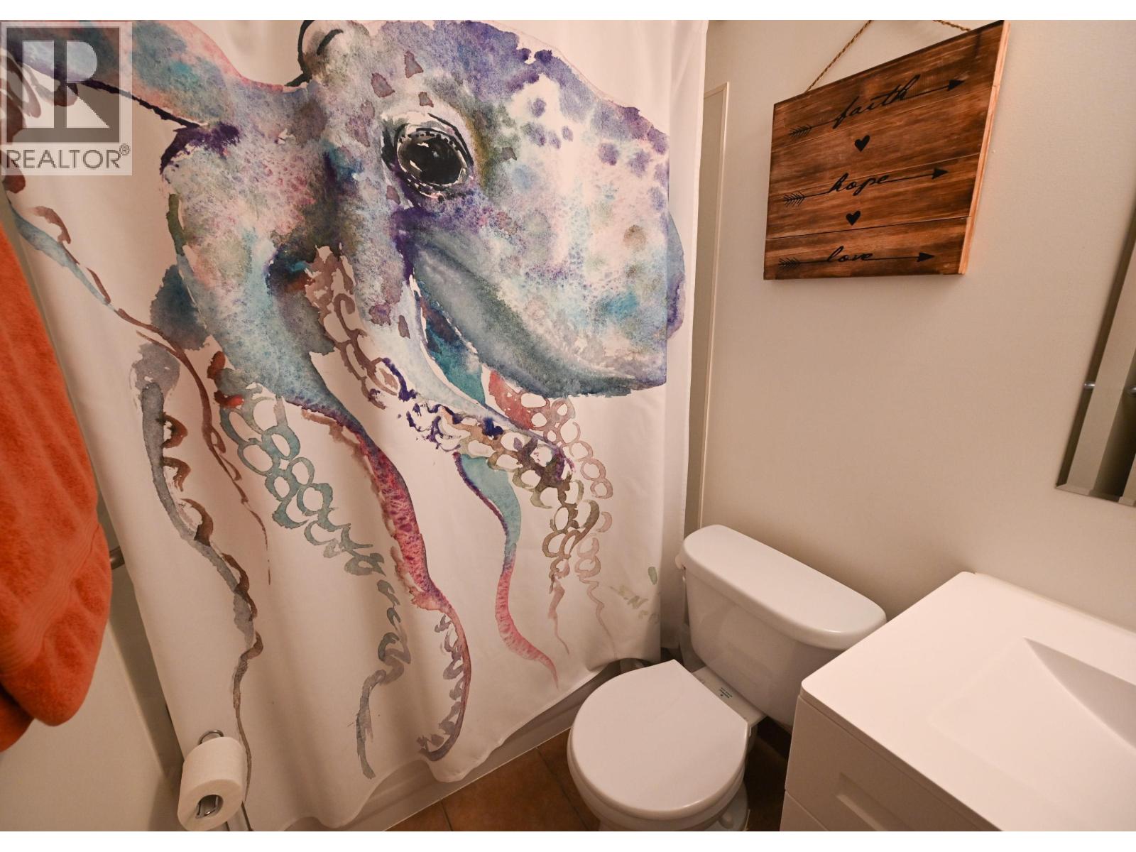 5160 Bay Road, Sechelt, British Columbia  V7Z 0G3 - Photo 32 - R3080213