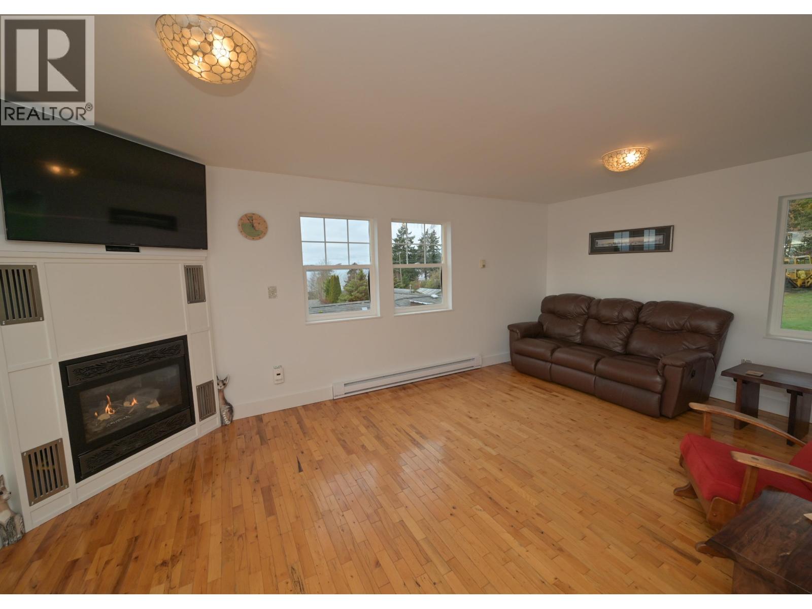 5160 Bay Road, Sechelt, British Columbia  V7Z 0G3 - Photo 24 - R3080213
