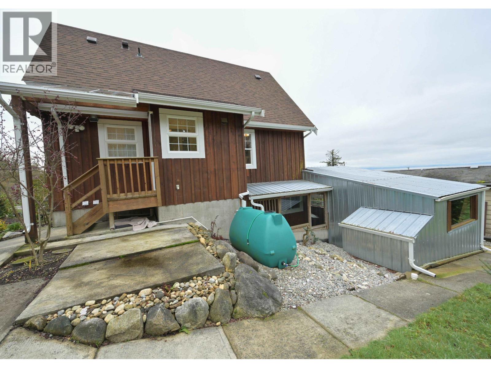 5160 Bay Road, Sechelt, British Columbia  V7Z 0G3 - Photo 37 - R3080213