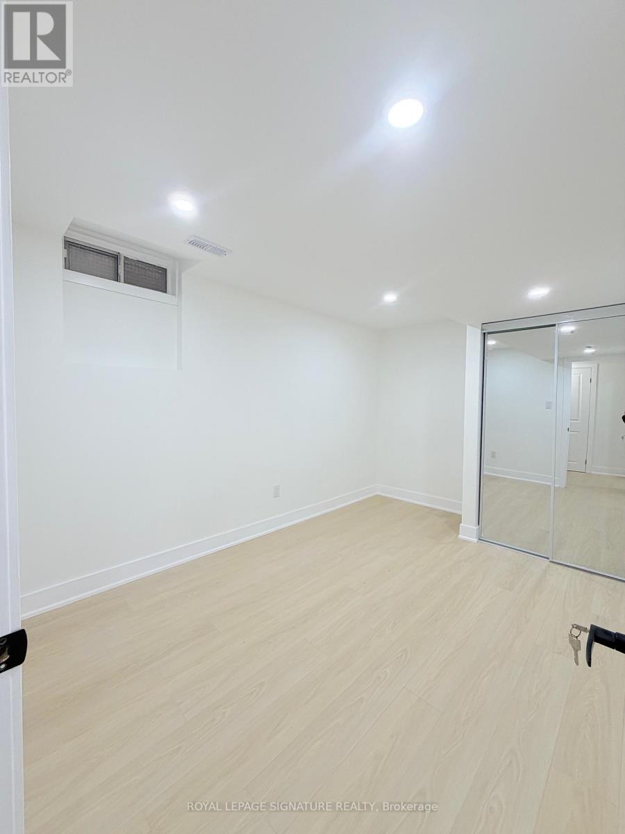 Bsmt - 16 Oak Knoll Crescent, Toronto, Ontario  M1B 4V4 - Photo 11 - E12703870