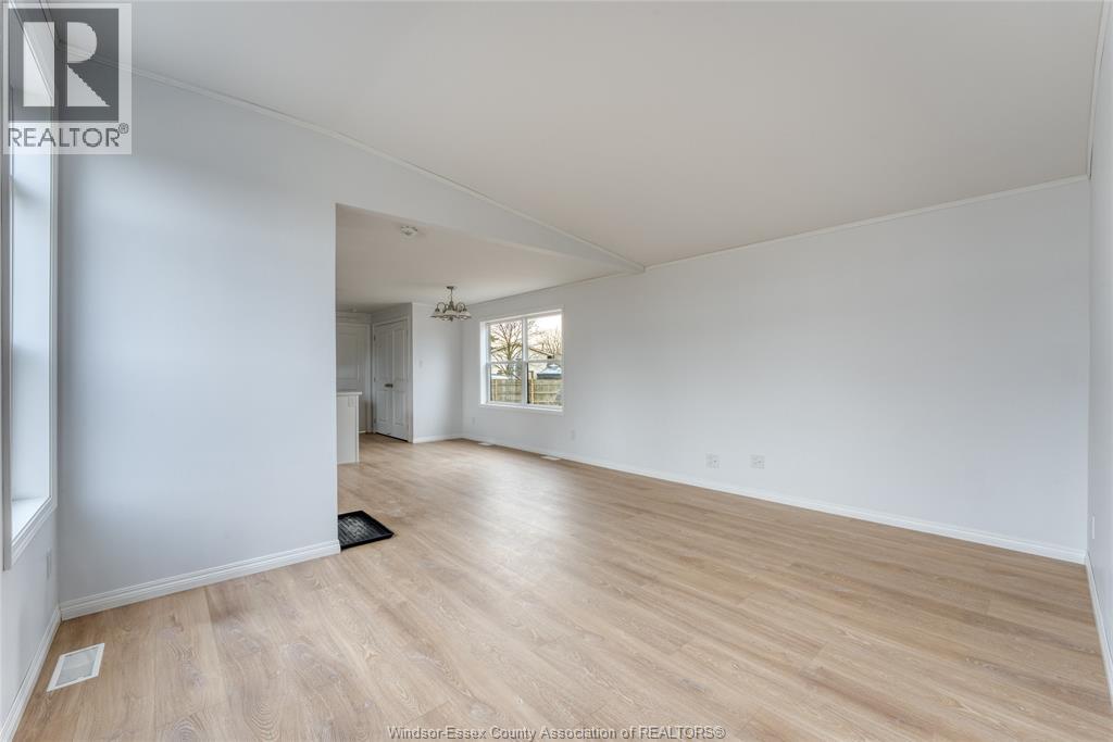 14 Dana Drive, Essex, Ontario  N8M 1Y9 - Photo 12 - 26001322