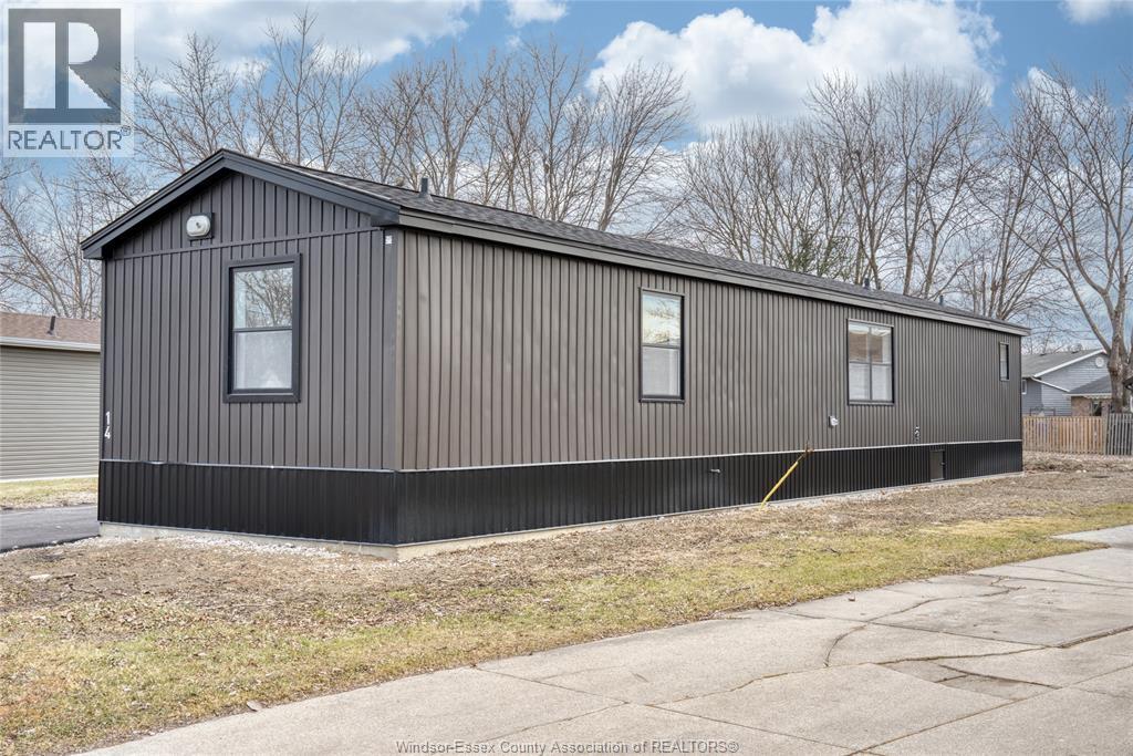 14 Dana Drive, Essex, Ontario  N8M 1Y9 - Photo 26 - 26001322