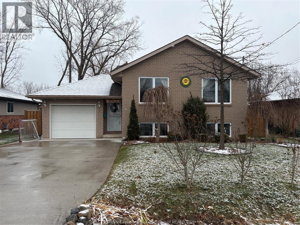 581 Reaume, Lasalle, Ontario  N9J 1B3 - Photo 2 - 26001319