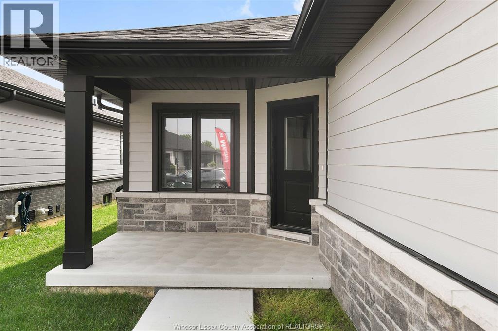 64 Jewel Street, Harrow, Ontario  N0R 1G0 - Photo 2 - 26001256