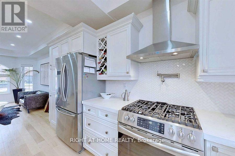 Main - 1269 Gina Street, Innisfil, Ontario  L9S 1T1 - Photo 6 - N12703964