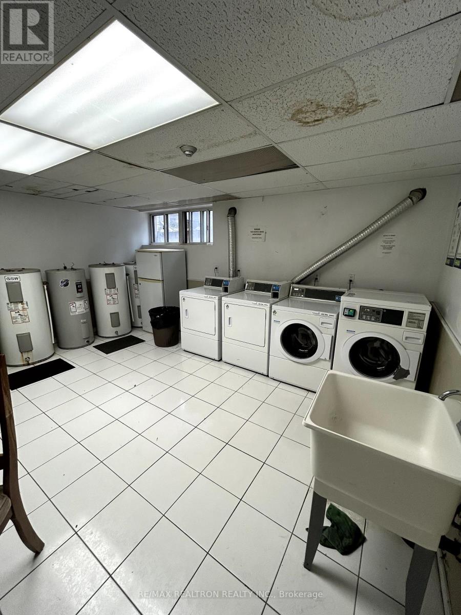 104 - 312 Douglas Avenue, Toronto, Ontario  M5M 1H1 - Photo 7 - C12231677