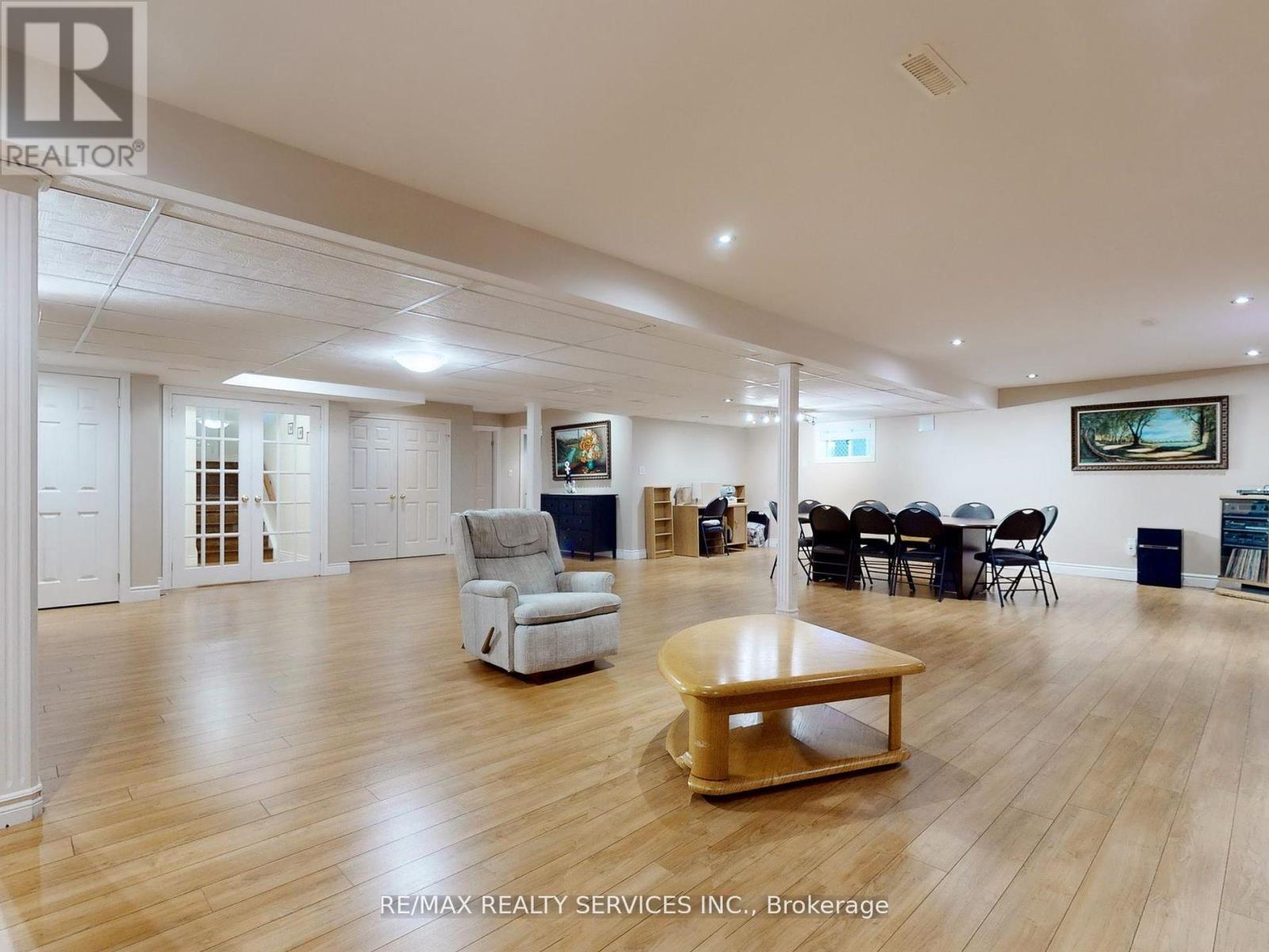 10 Bush Crescent, Wasaga Beach, Ontario  L9Z 1M3 - Photo 33 - S12703884