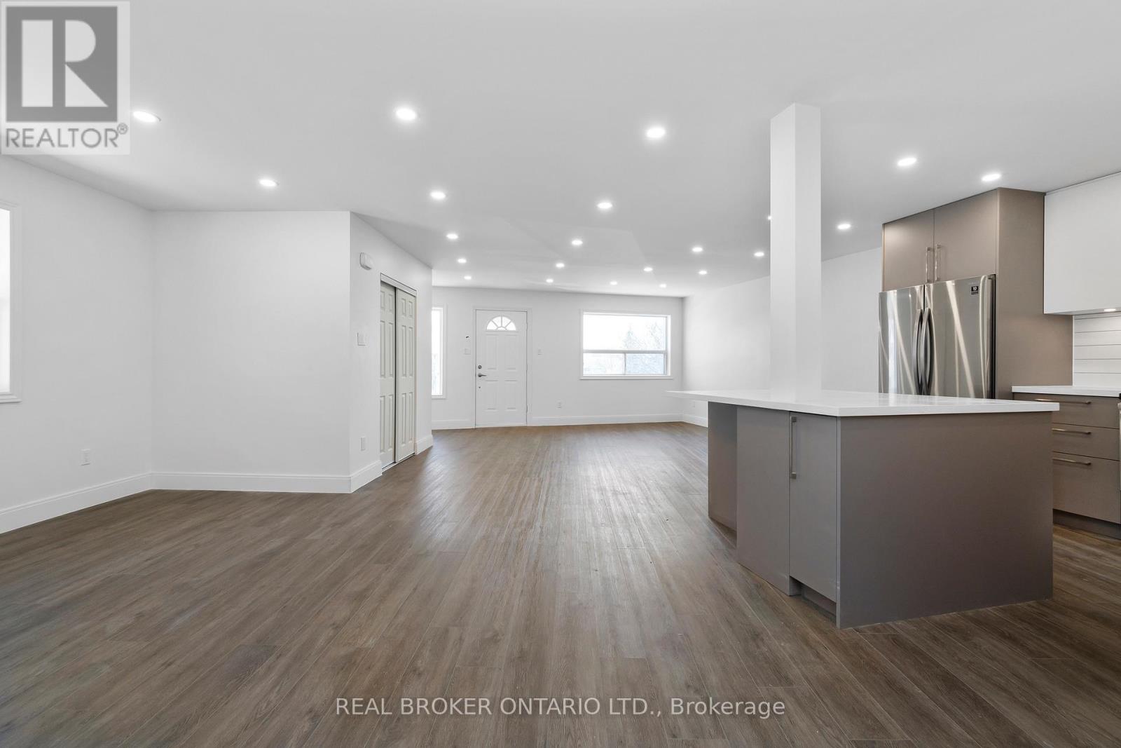 Upper - 1498 Paddington Court, Burlington, Ontario  L7M 1W7 - Photo 18 - W12703880