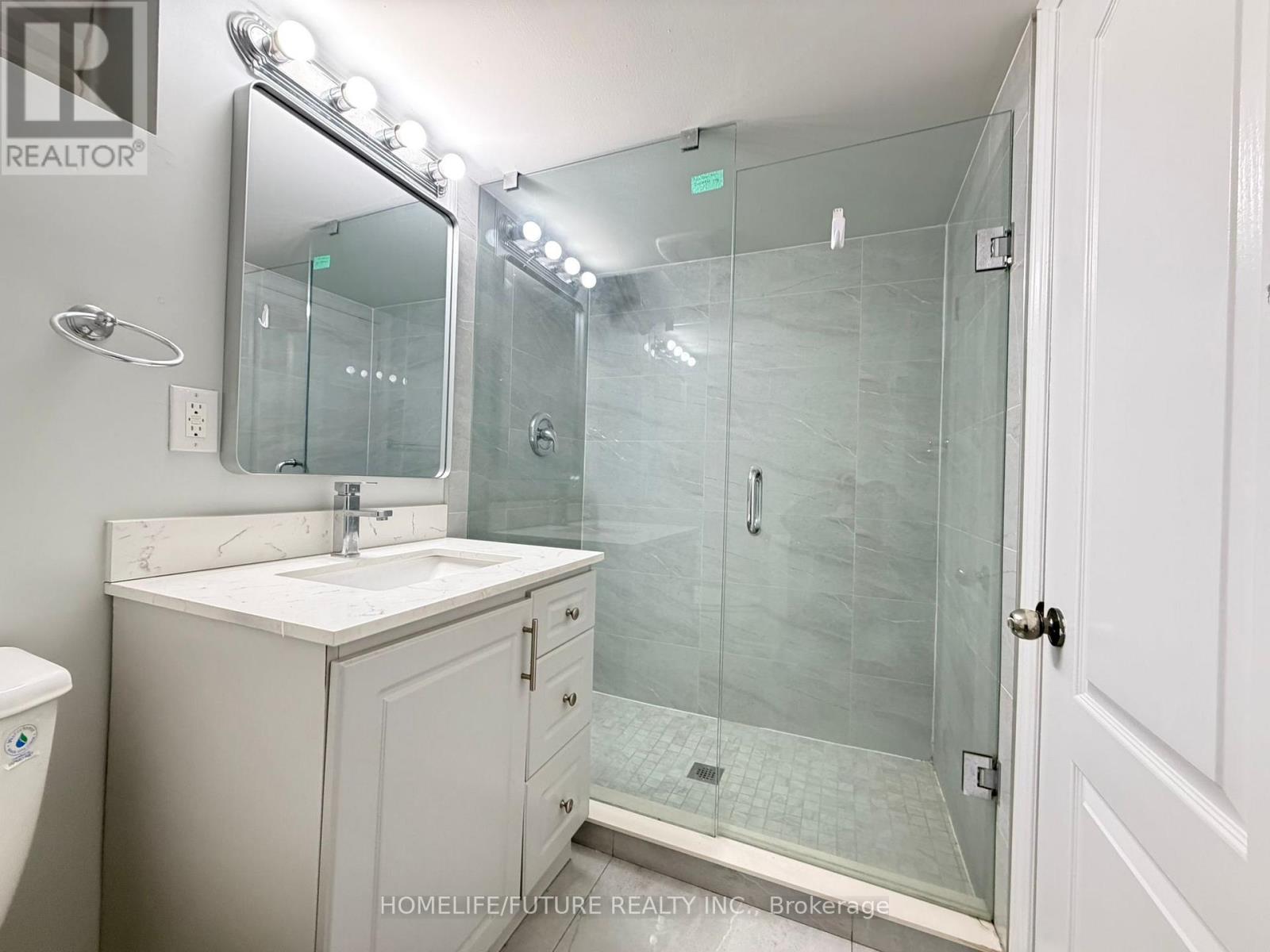 Bsmt - 5 Oxendon Road, Brampton, Ontario  L7A 4M4 - Photo 11 - W12703904