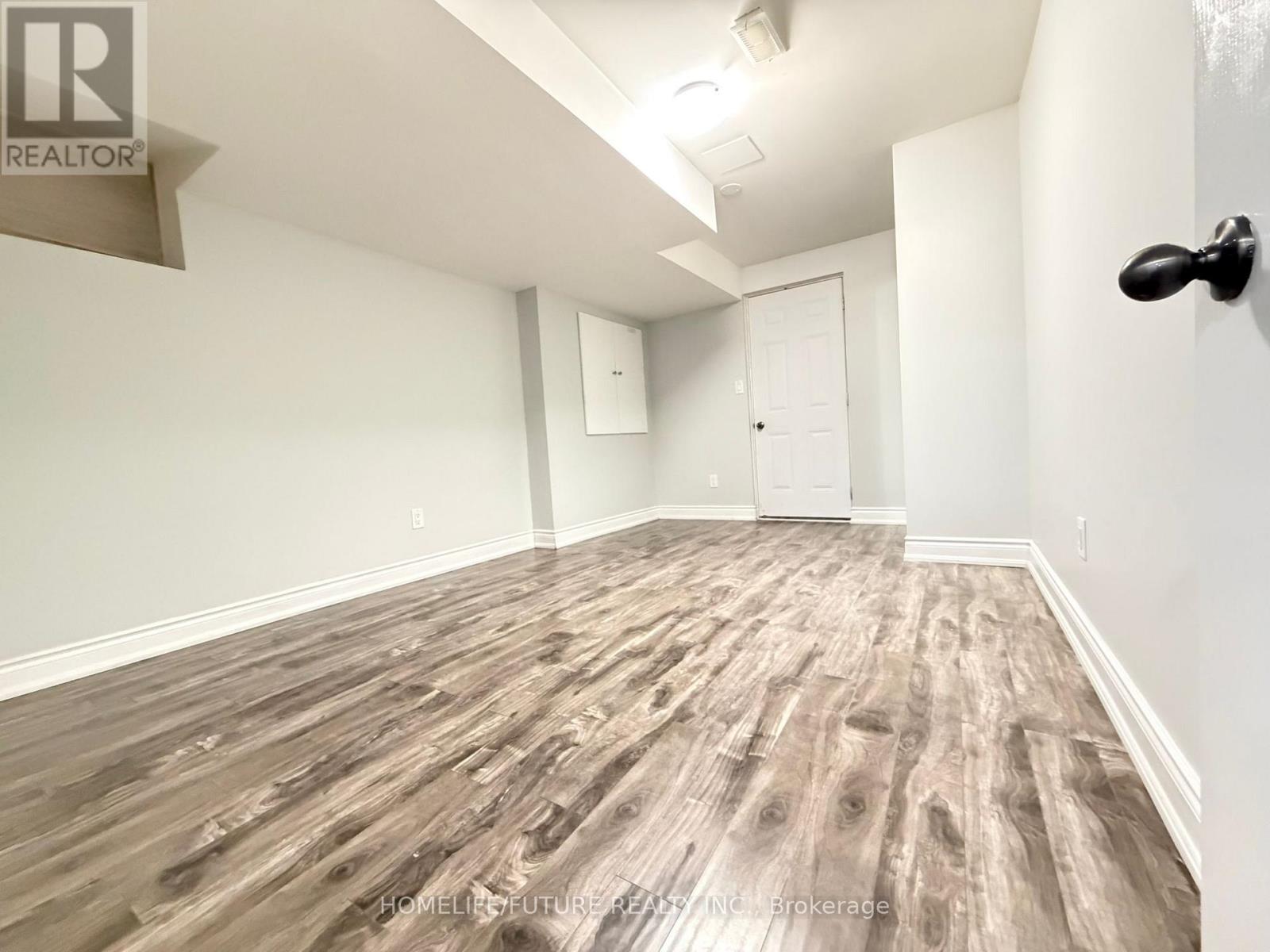 Bsmt - 5 Oxendon Road, Brampton, Ontario  L7A 4M4 - Photo 9 - W12703904