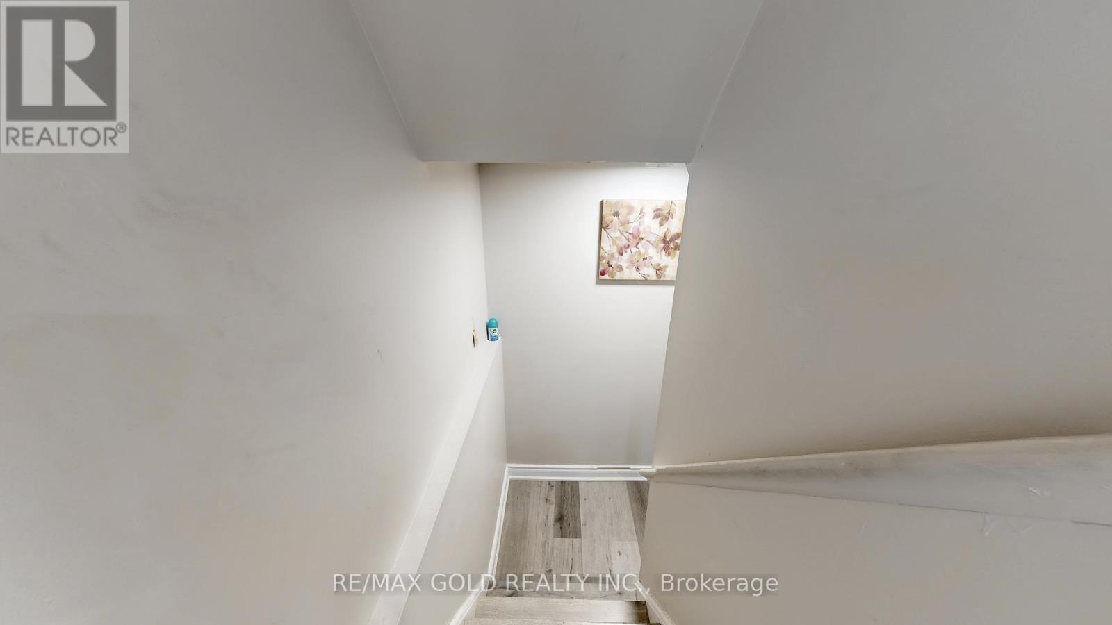 12 Glencastle Square, Brampton, Ontario  L6S 2H8 - Photo 36 - W12703906