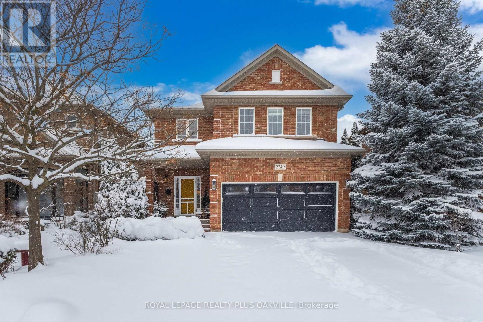 2249 WOODCREST DRIVE, Oakville, Ontario