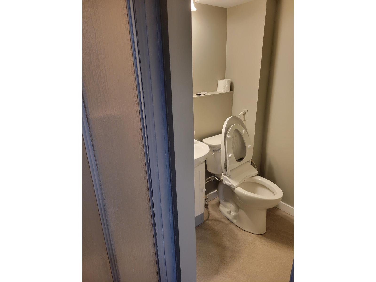 8525 Howard Crescent, Chilliwack Proper South, Chilliwack, British Columbia  V2P 5R5 - Photo 12 - R3080215