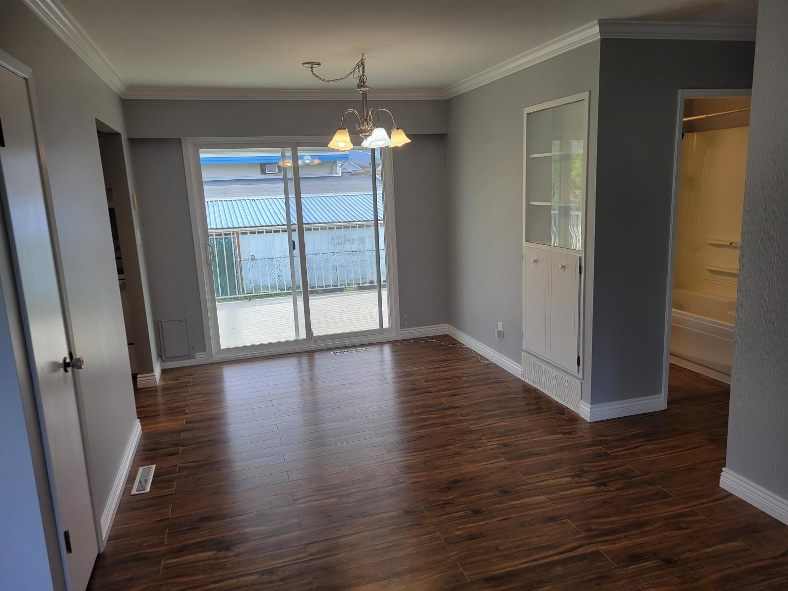 8525 Howard Crescent, Chilliwack Proper South, Chilliwack, British Columbia  V2P 5R5 - Photo 5 - R3080215