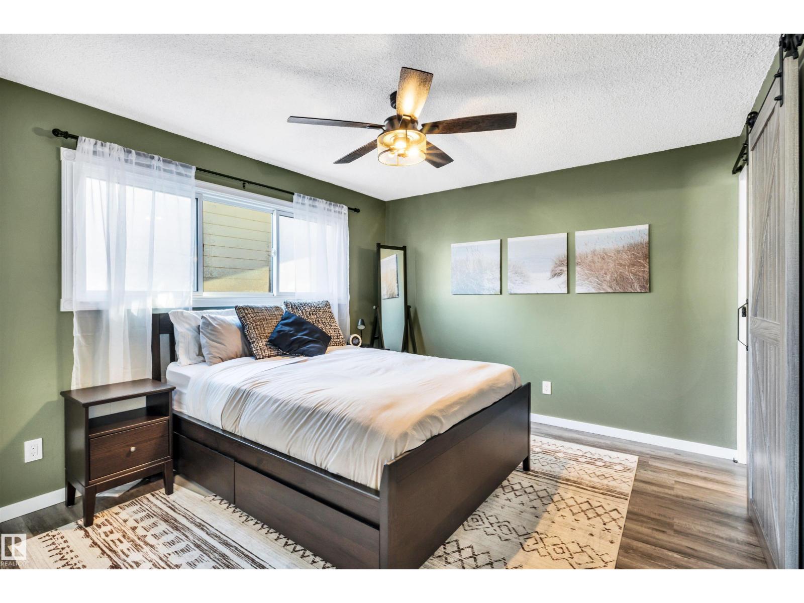 8612 33 Av Nw Nw, Edmonton, Alberta  T6K 2Y1 - Photo 11 - E4470282