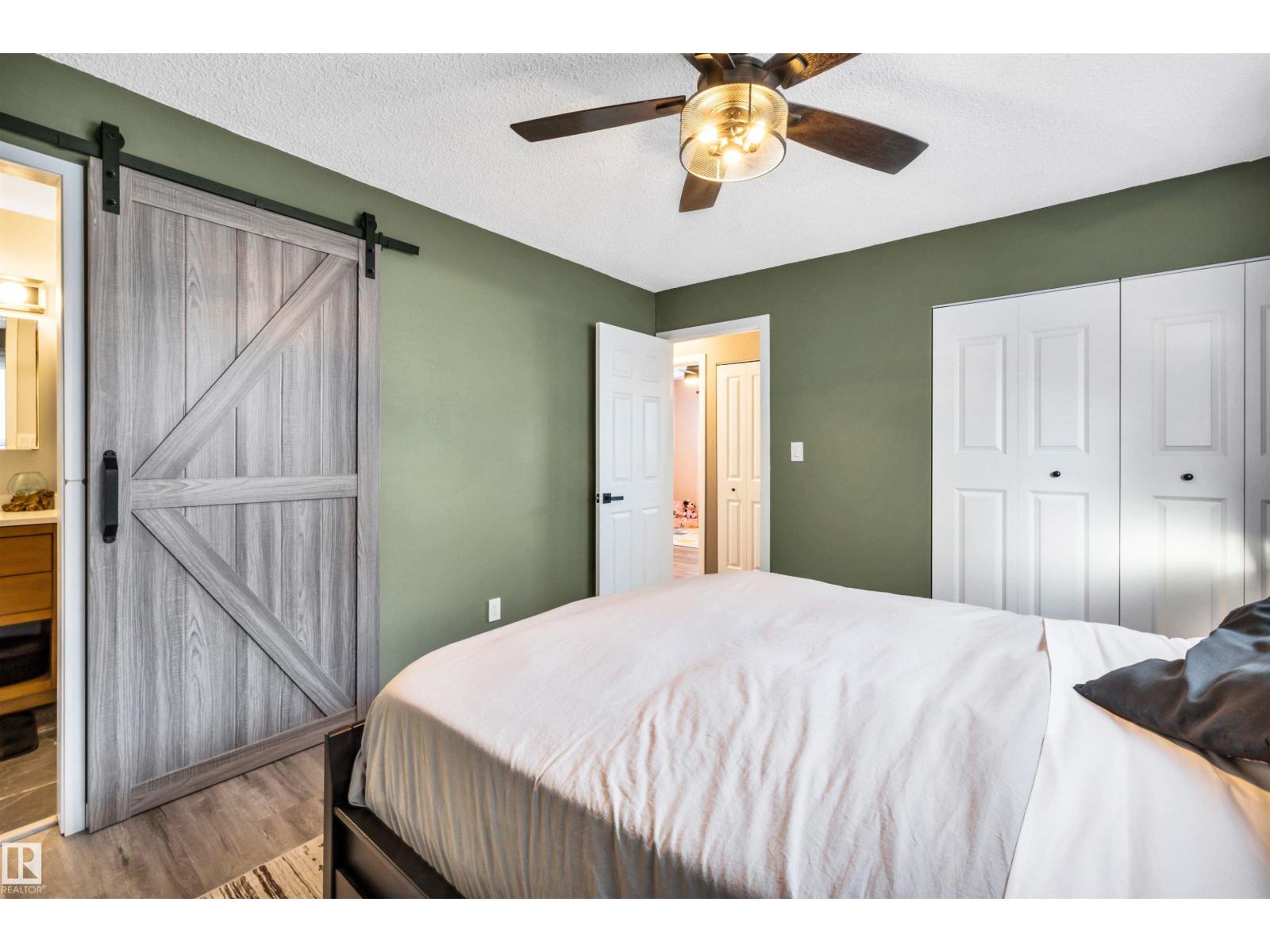 8612 33 Av Nw Nw, Edmonton, Alberta  T6K 2Y1 - Photo 13 - E4470282