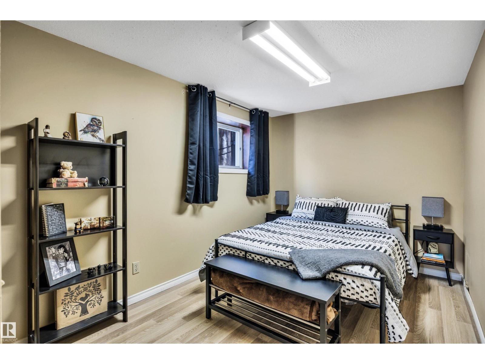 8612 33 Av Nw Nw, Edmonton, Alberta  T6K 2Y1 - Photo 23 - E4470282