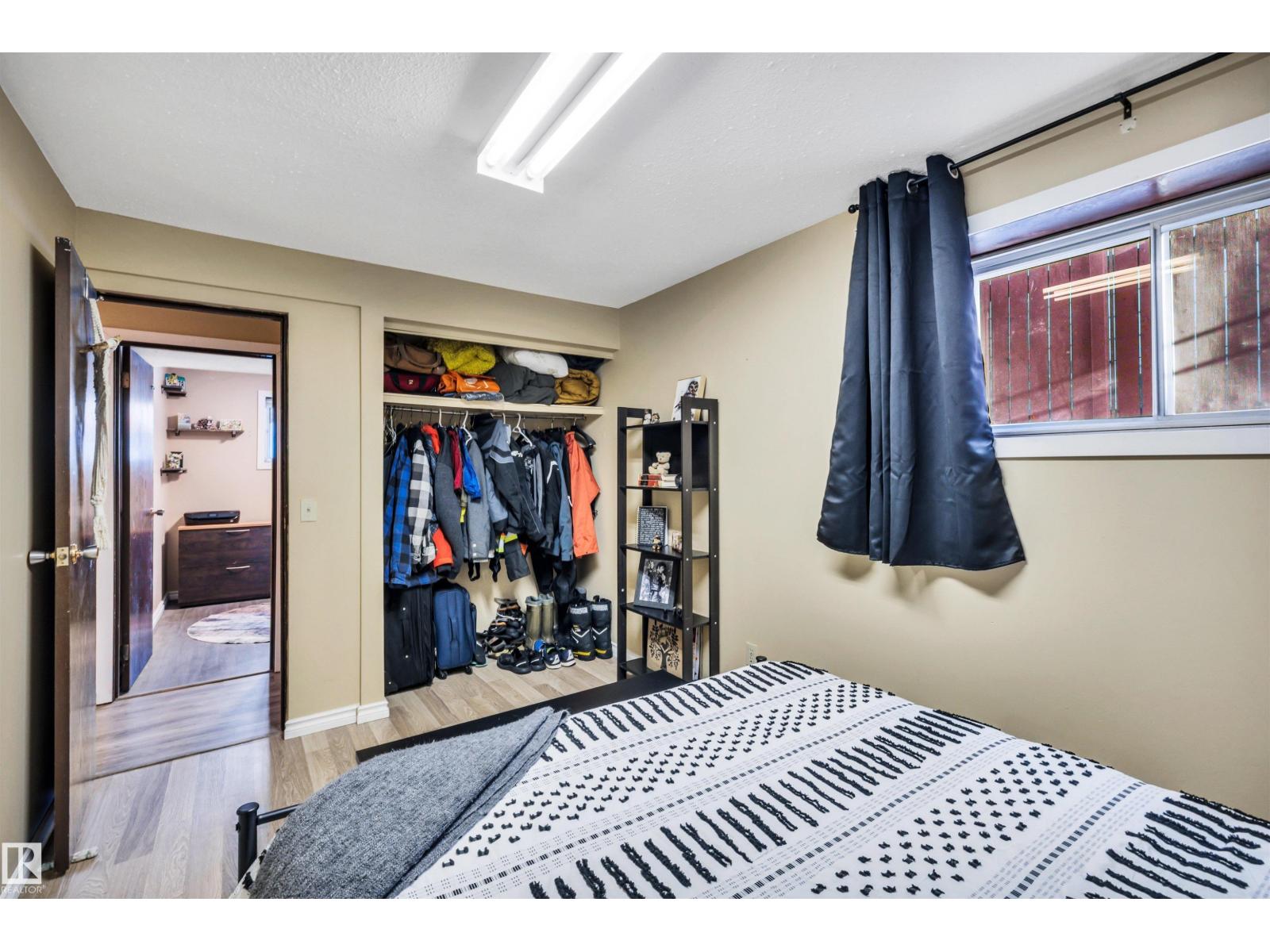 8612 33 Av Nw Nw, Edmonton, Alberta  T6K 2Y1 - Photo 24 - E4470282