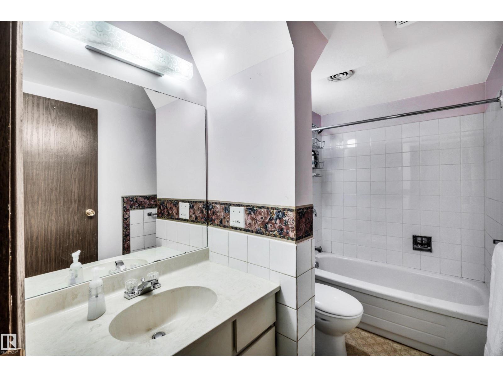 8612 33 Av Nw Nw, Edmonton, Alberta  T6K 2Y1 - Photo 27 - E4470282