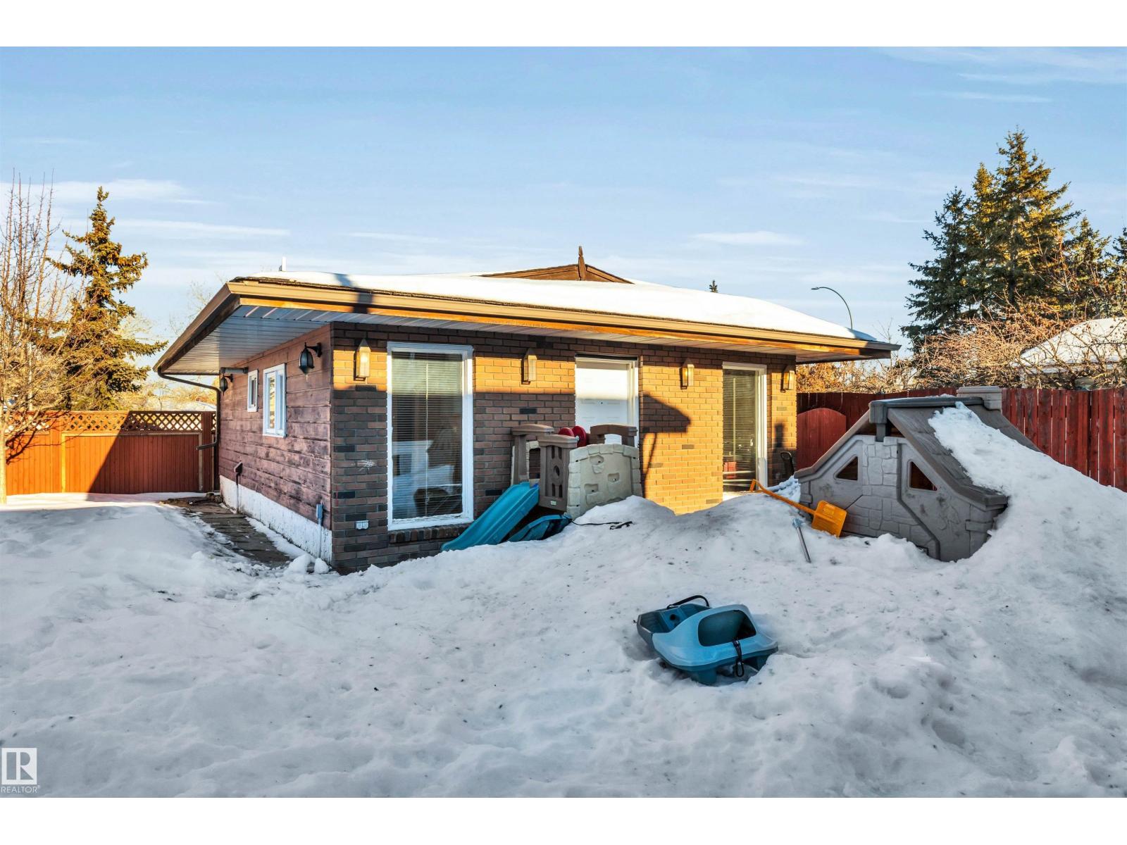 8612 33 Av Nw Nw, Edmonton, Alberta  T6K 2Y1 - Photo 30 - E4470282