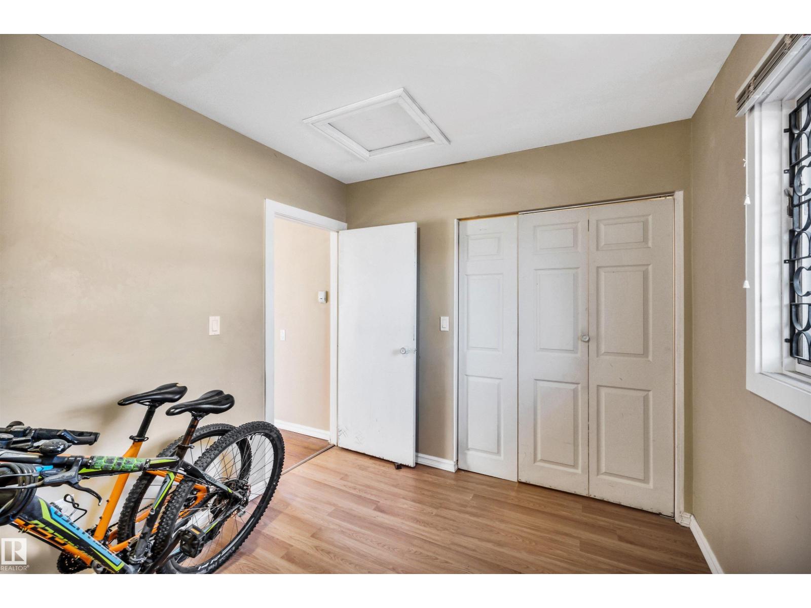 8612 33 Av Nw Nw, Edmonton, Alberta  T6K 2Y1 - Photo 32 - E4470282