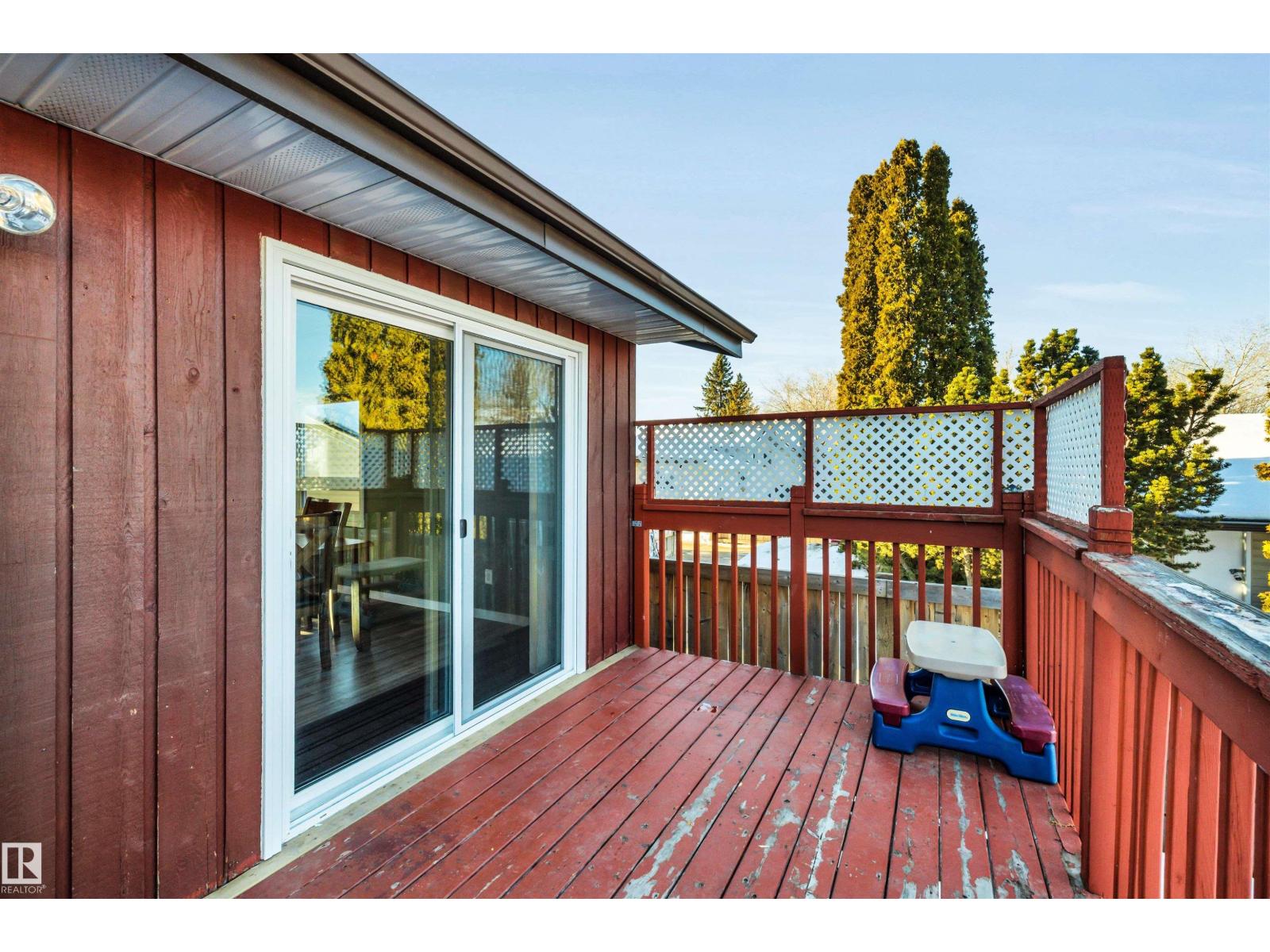 8612 33 Av Nw Nw, Edmonton, Alberta  T6K 2Y1 - Photo 38 - E4470282