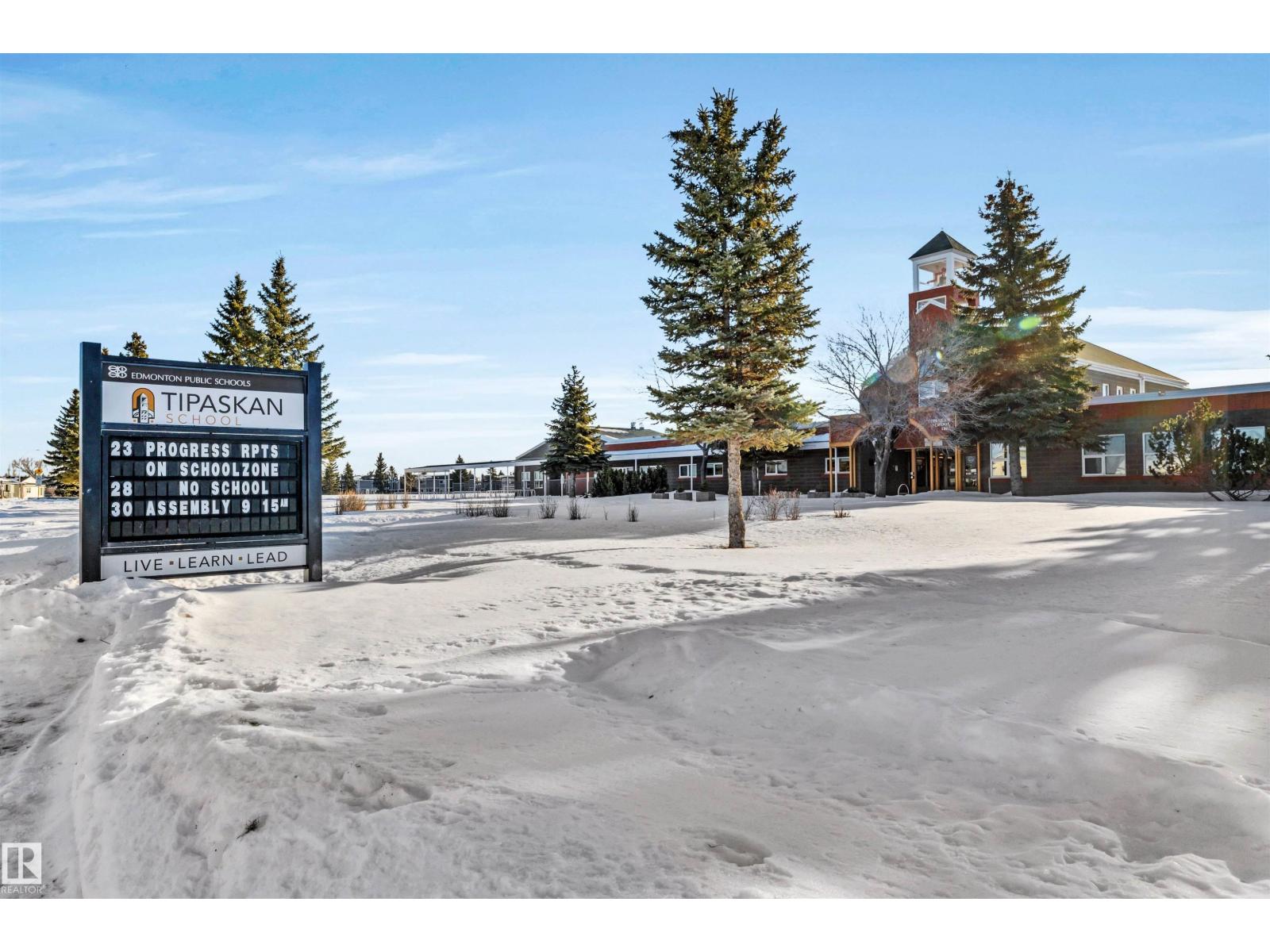 8612 33 Av Nw Nw, Edmonton, Alberta  T6K 2Y1 - Photo 52 - E4470282