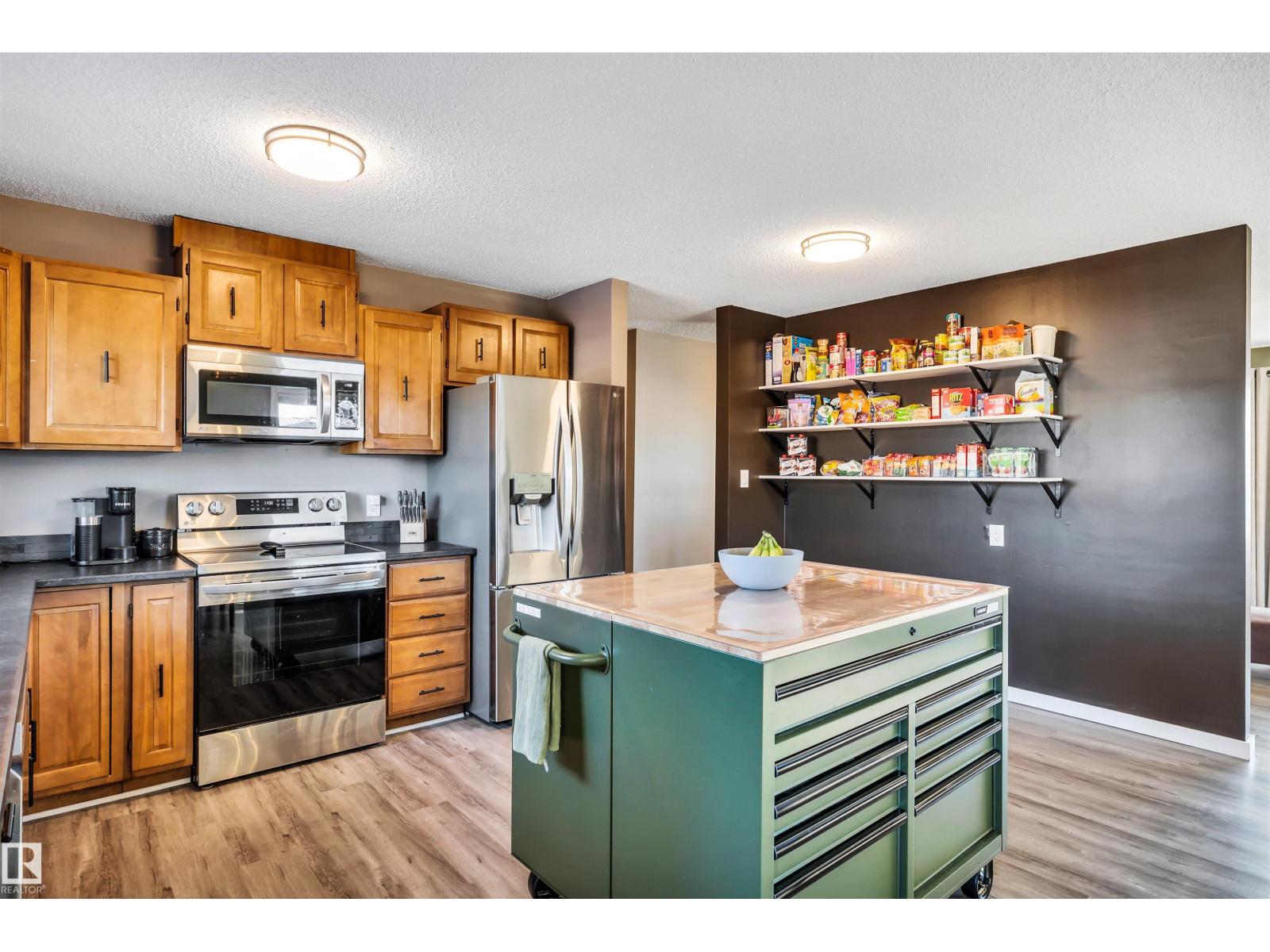 8612 33 Av Nw Nw, Edmonton, Alberta  T6K 2Y1 - Photo 8 - E4470282