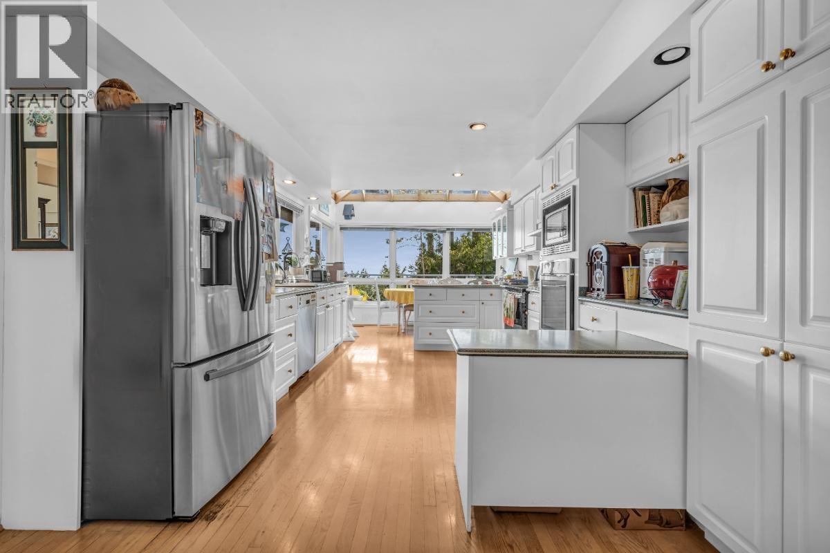 4415 Woodcrest Road, West Vancouver, British Columbia  V7S 2W2 - Photo 14 - R3042273