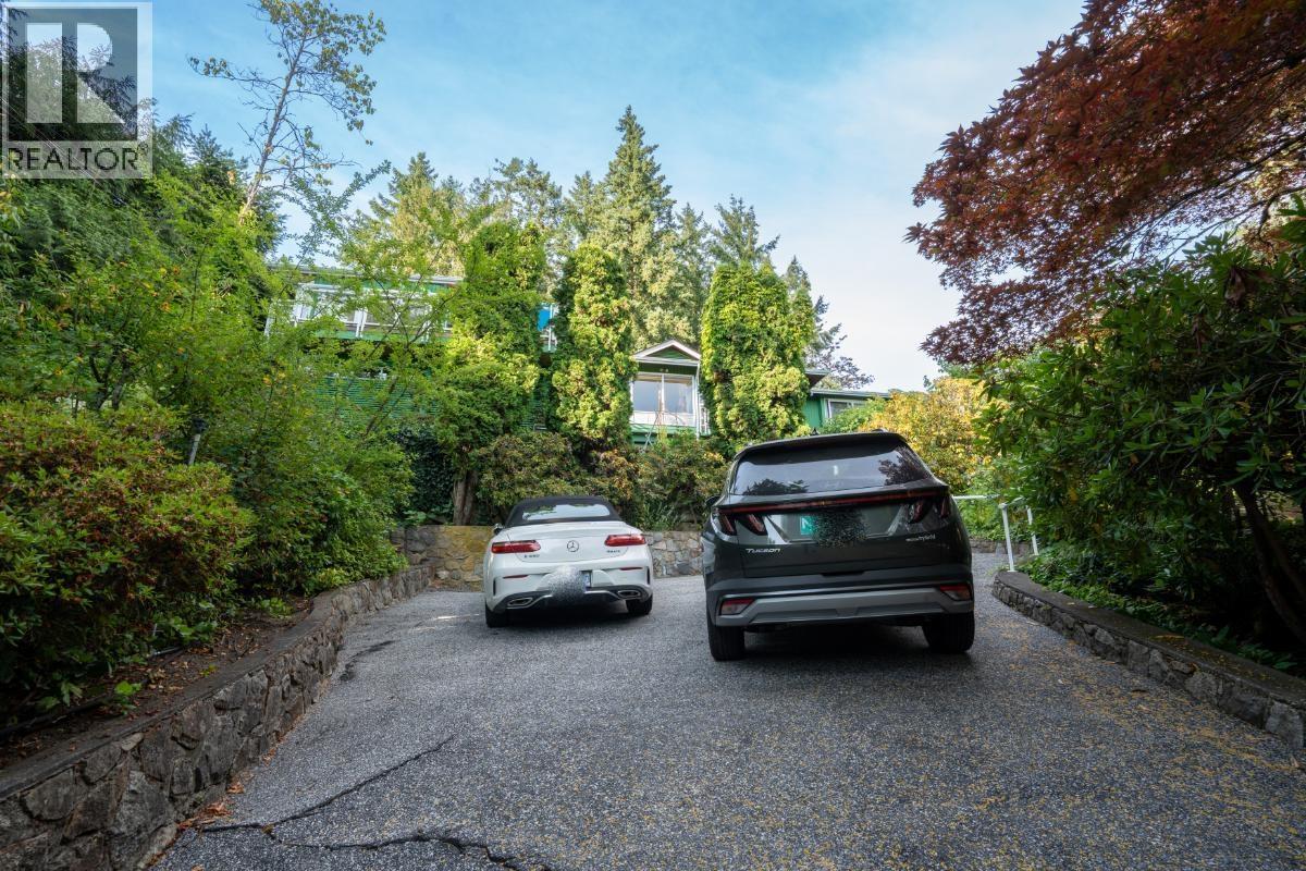 4415 Woodcrest Road, West Vancouver, British Columbia  V7S 2W2 - Photo 34 - R3042273