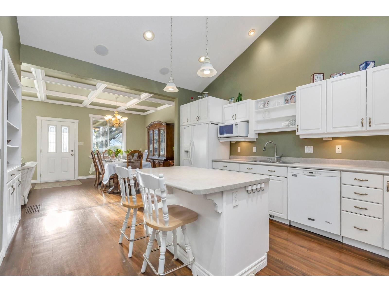 45757 Britton Avenue, Sardis East Vedder, Chilliwack, British Columbia  V2R 1X7 - Photo 16 - R3075325