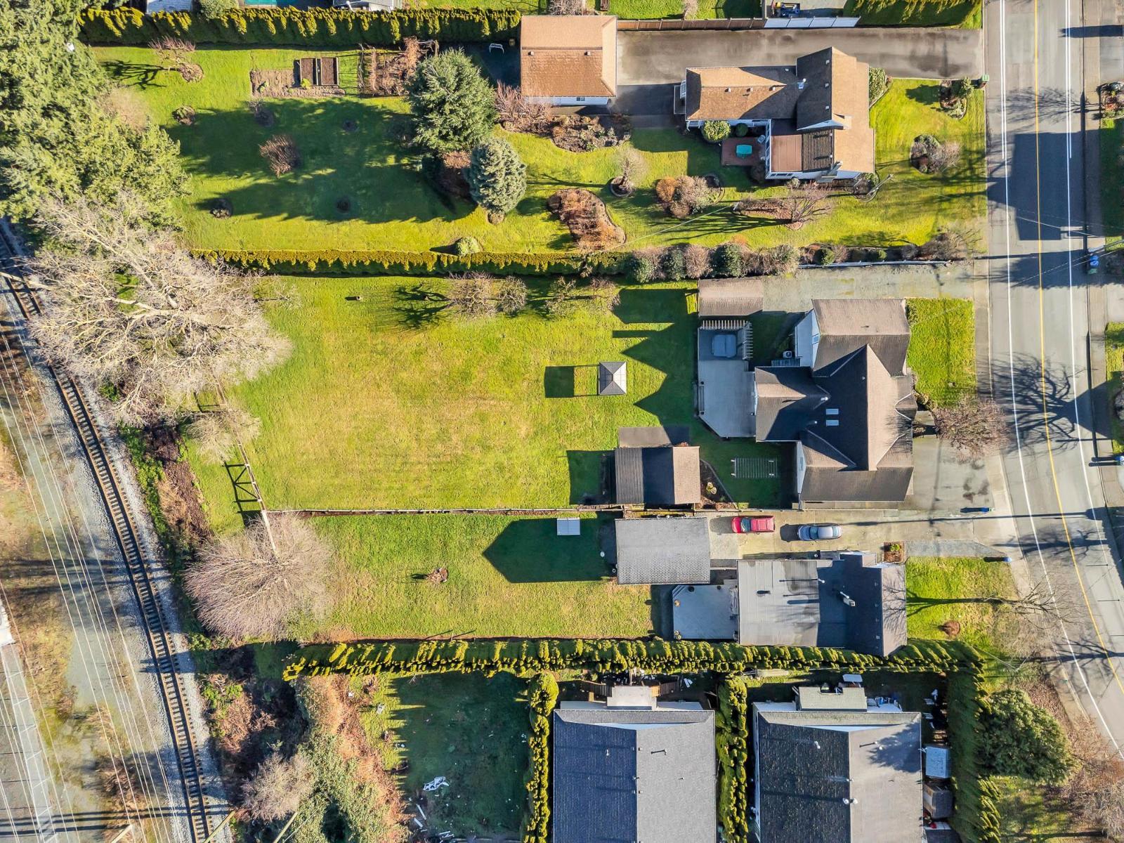 45757 Britton Avenue, Sardis East Vedder, Chilliwack, British Columbia  V2R 1X7 - Photo 7 - R3075325