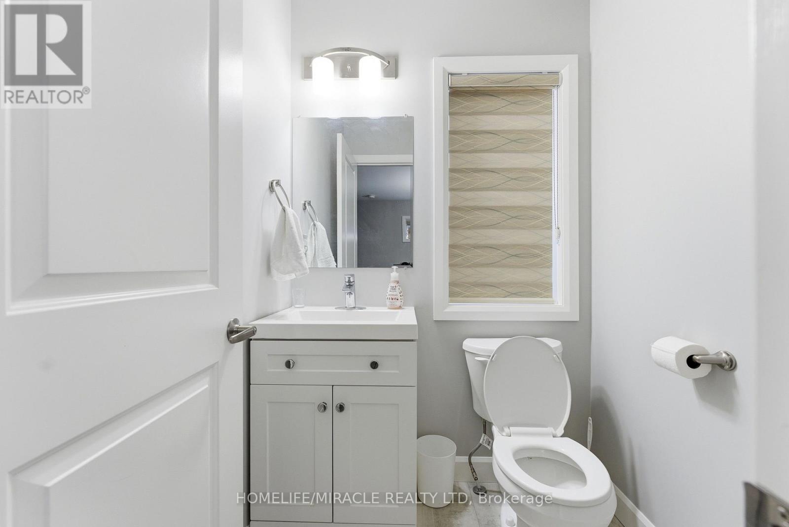 38 Dewal Place, Belleville, Ontario  K8P 0H2 - Photo 10 - X12703876