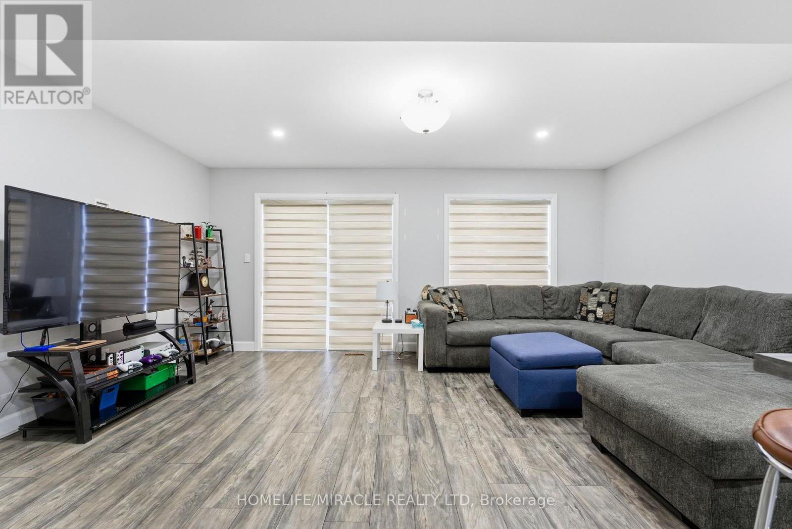 38 Dewal Place, Belleville, Ontario  K8P 0H2 - Photo 15 - X12703876