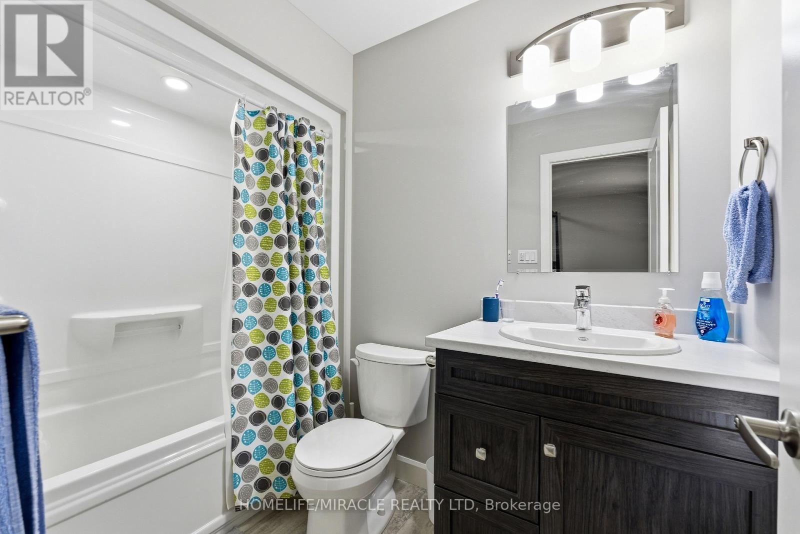 38 Dewal Place, Belleville, Ontario  K8P 0H2 - Photo 25 - X12703876