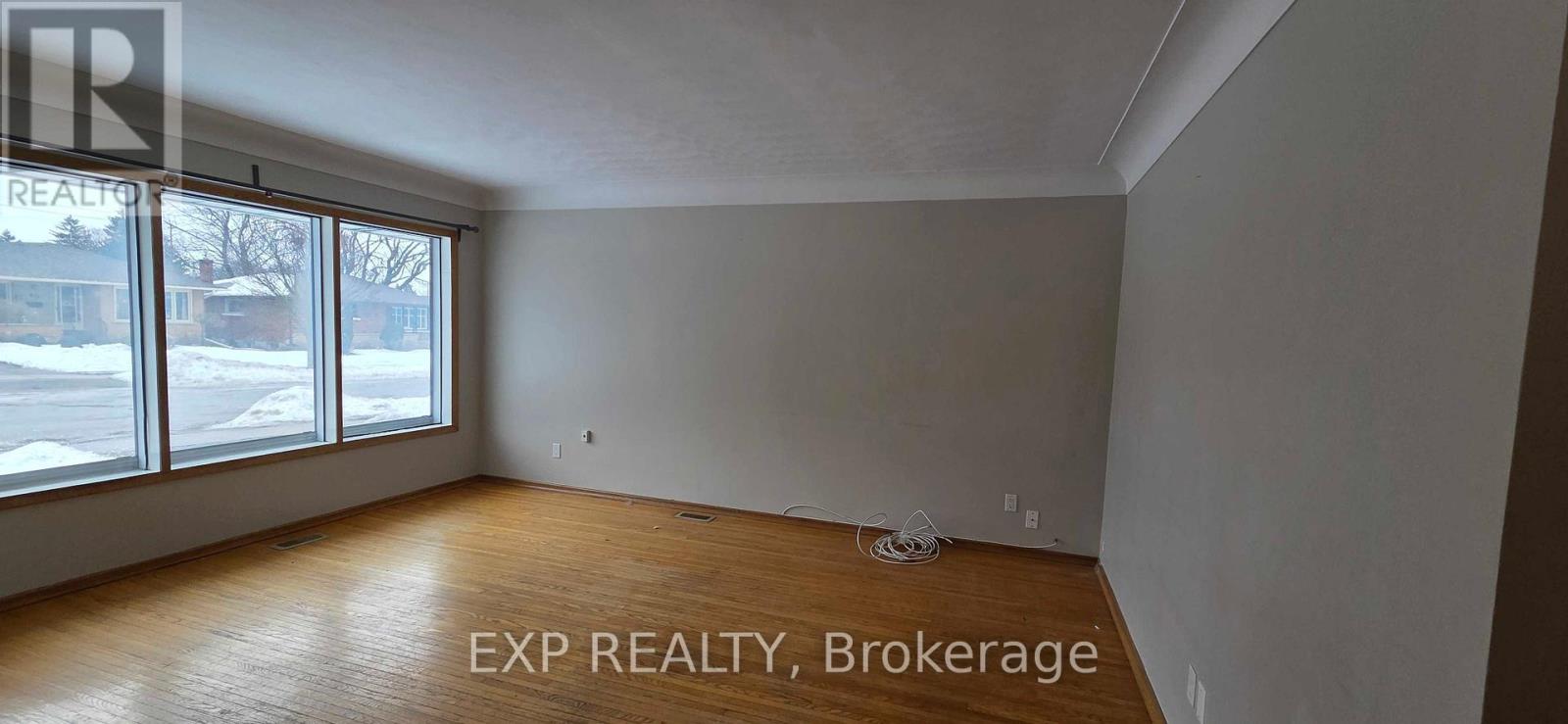 A - 46 Munroe Street, Kitchener, Ontario  N2C 1V7 - Photo 2 - X12703890