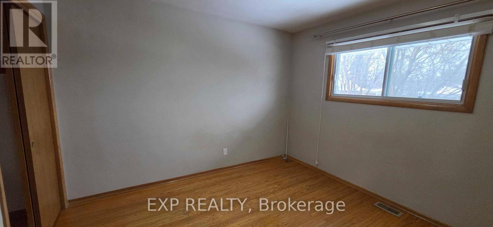 A - 46 Munroe Street, Kitchener, Ontario  N2C 1V7 - Photo 9 - X12703890