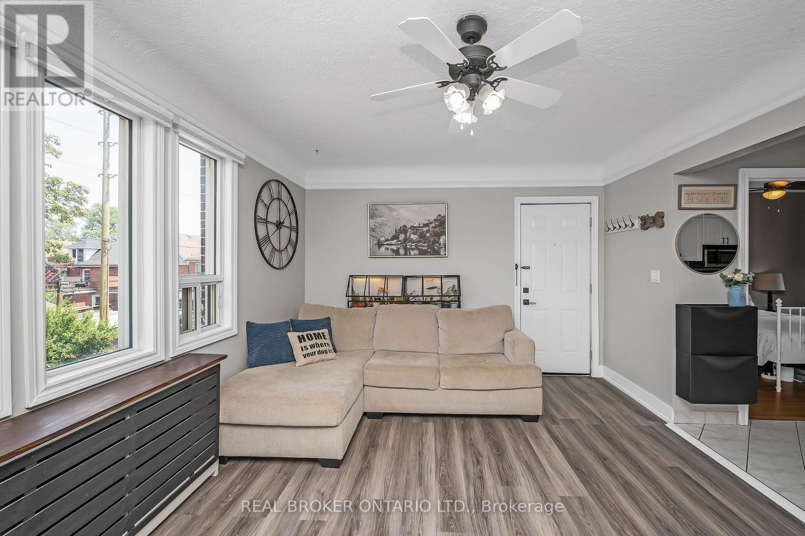 22 - 6 Vineland Avenue, Hamilton, Ontario  L8M 1R4 - Photo 4 - X12703892