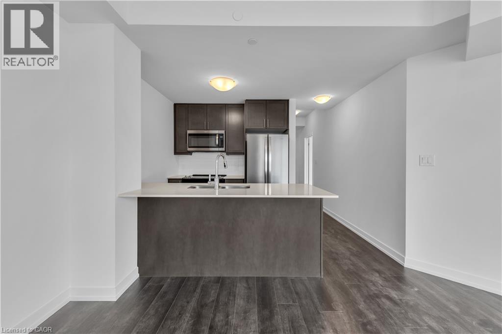 10 Mallard Trail Unit# 233, Waterdown, Ontario  L8B 2A7 - Photo 5 - 40799165