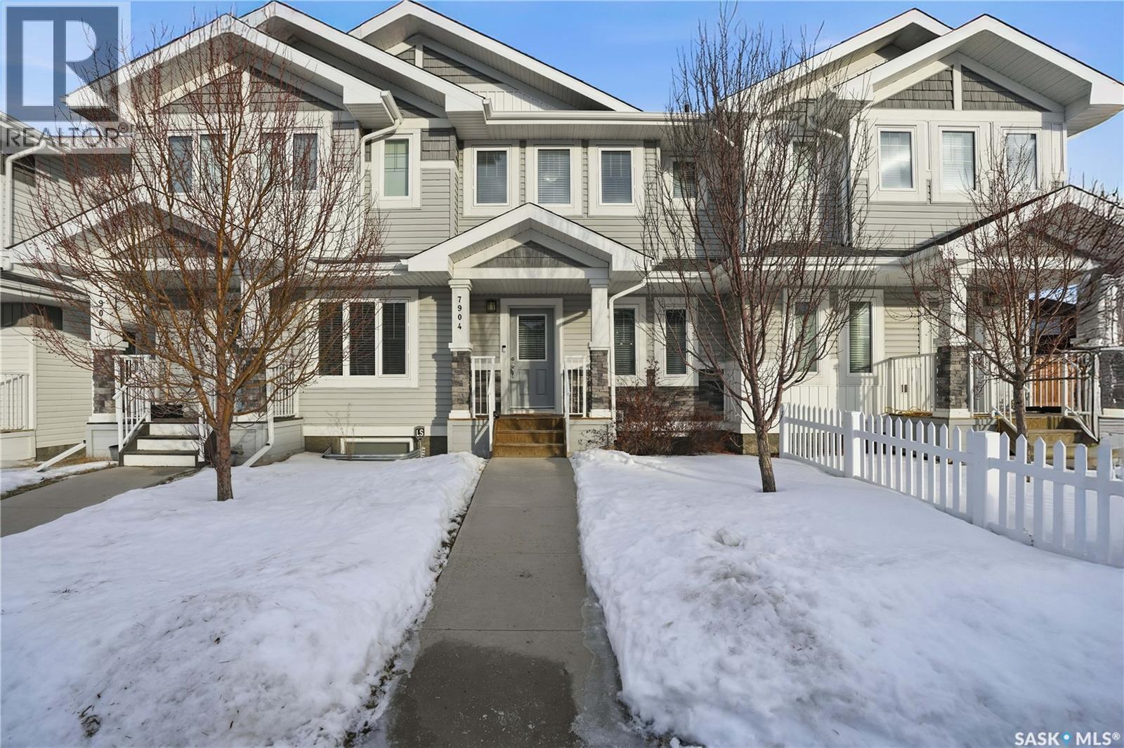 7904 Canola AVENUE, regina, Saskatchewan