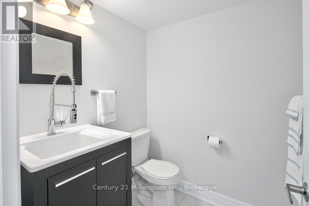 204 Lia Drive, Clearview (Stayner), Ontario  L0M 1S0 - Photo 33 - S12462424