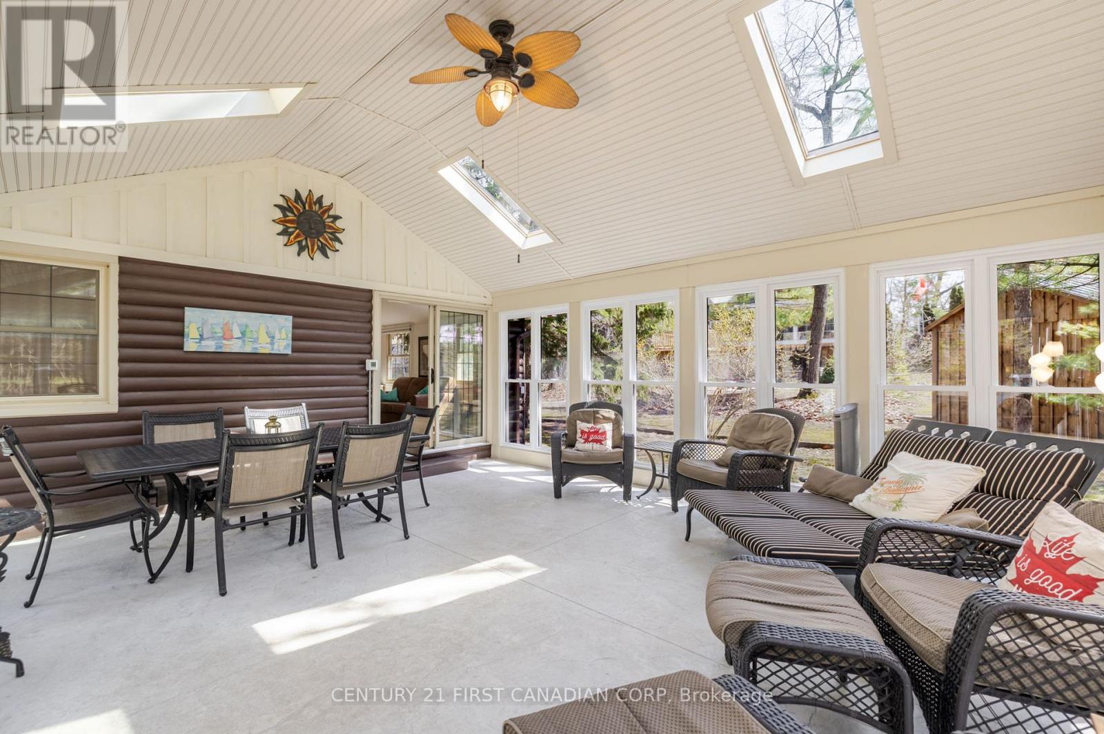 Photo 18 of 41 for 47 Heaman Crescent