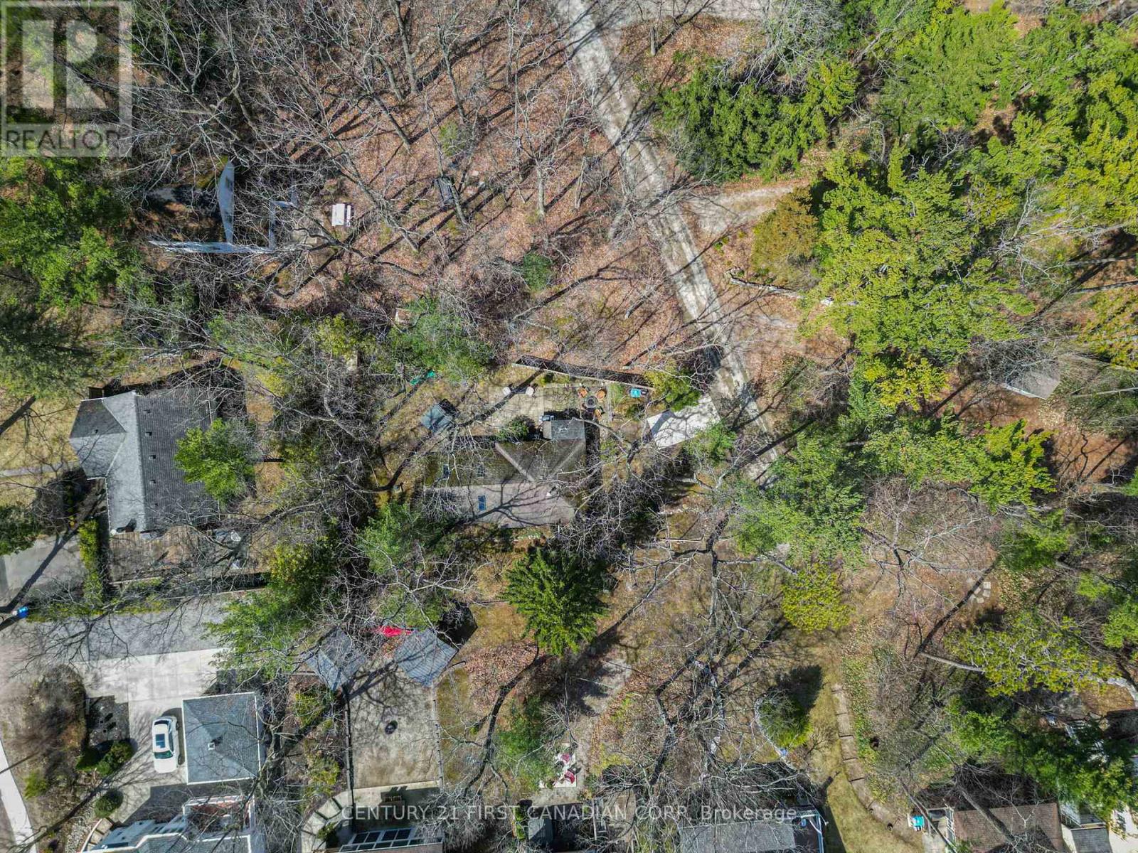 Photo 32 of 41 for 47 Heaman Crescent